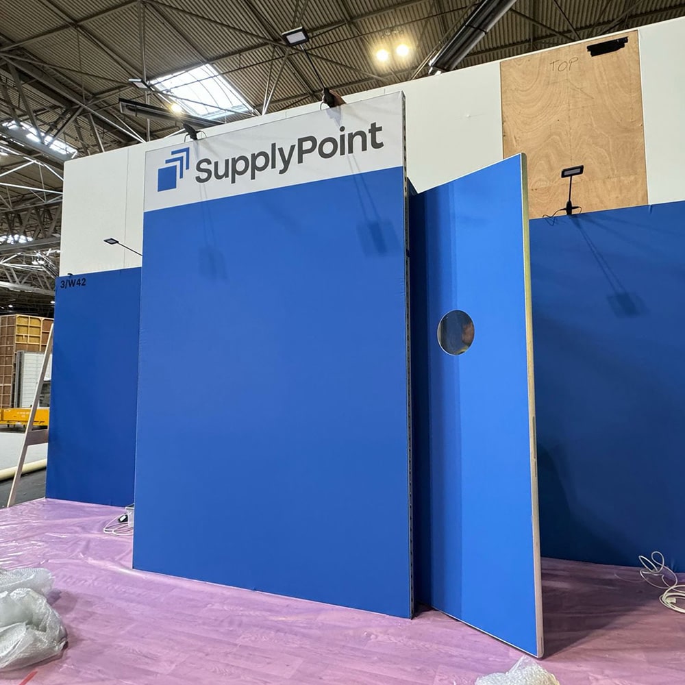 exhibition builds-min